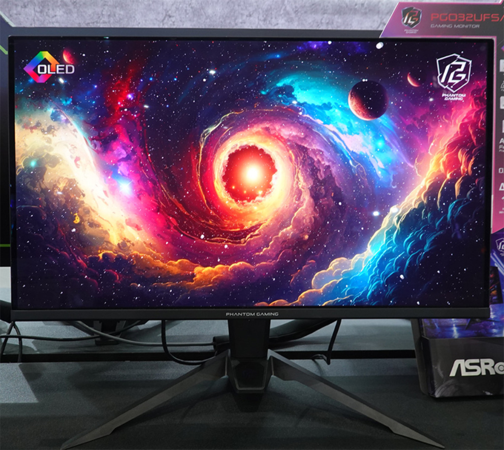 ASRock fait exploser vos rétines au COMPUTEX 2025 avec trois moniteurs Phantom Gaming 5 asrock pgo32ufsa 01